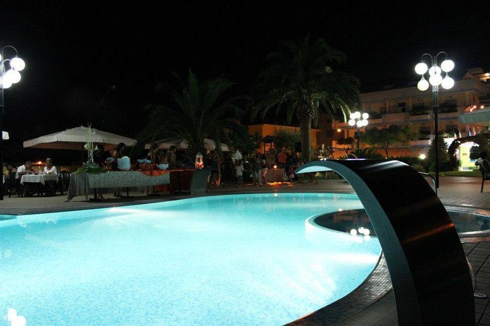Hotel Marina Roseto Degli Abruzzi Exteriér fotografie
