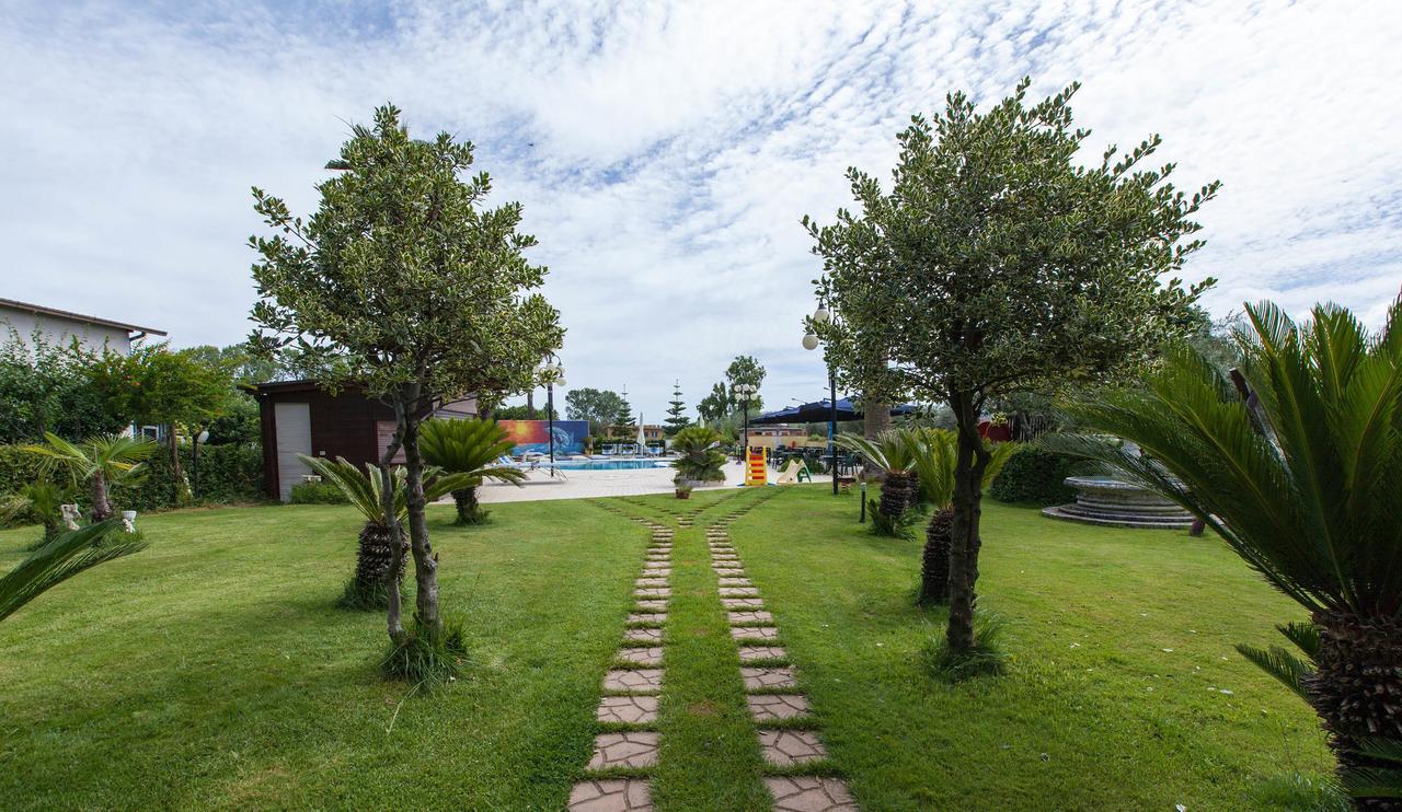 Hotel Marina Roseto Degli Abruzzi Exteriér fotografie