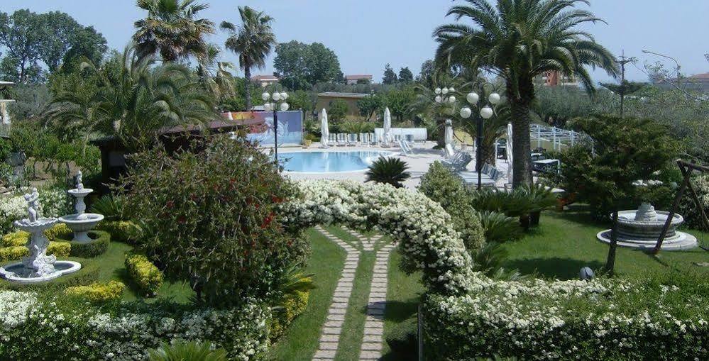 Hotel Marina Roseto Degli Abruzzi Exteriér fotografie
